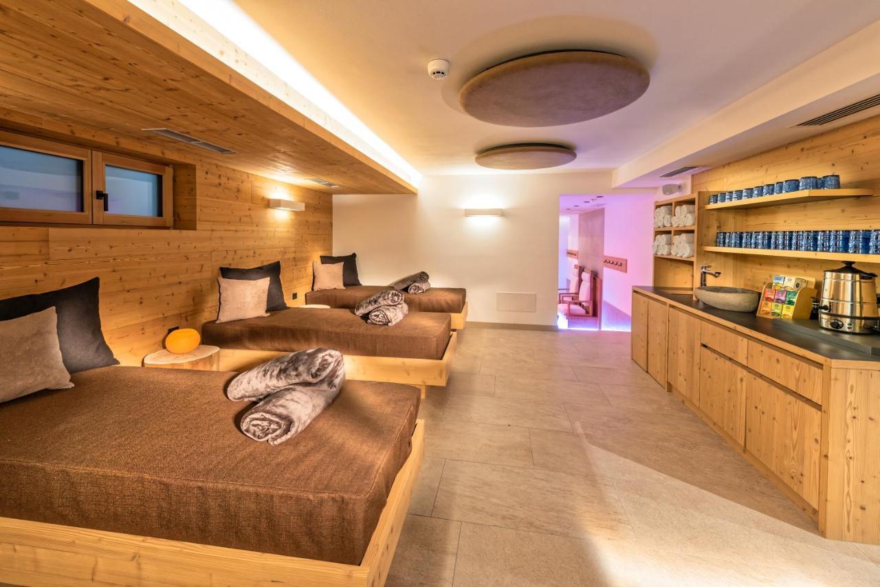 Hotel Zum Mohren Резия Экстерьер фото