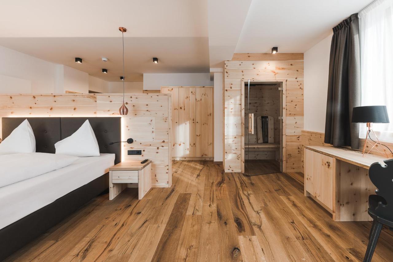 Hotel Zum Mohren Резия Экстерьер фото