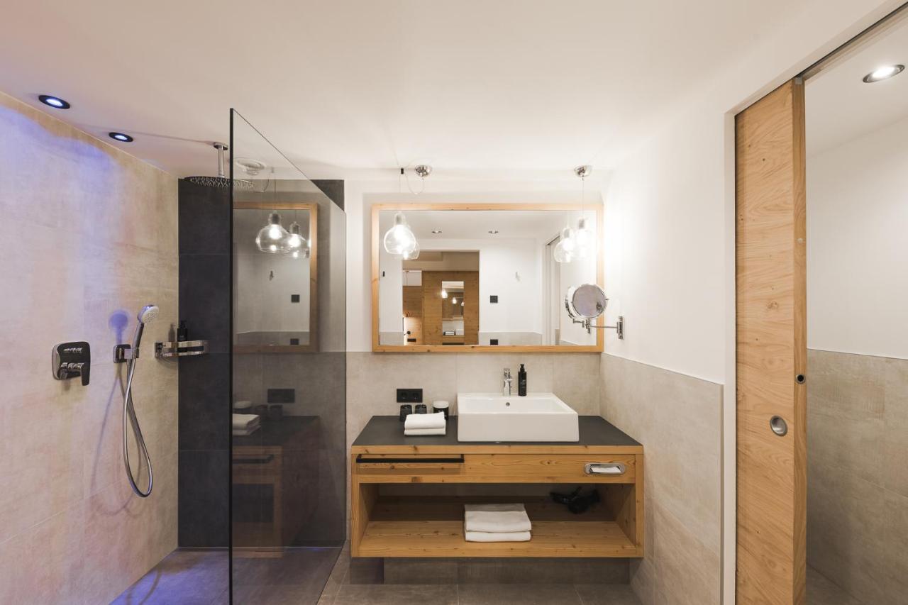 Hotel Zum Mohren Резия Экстерьер фото