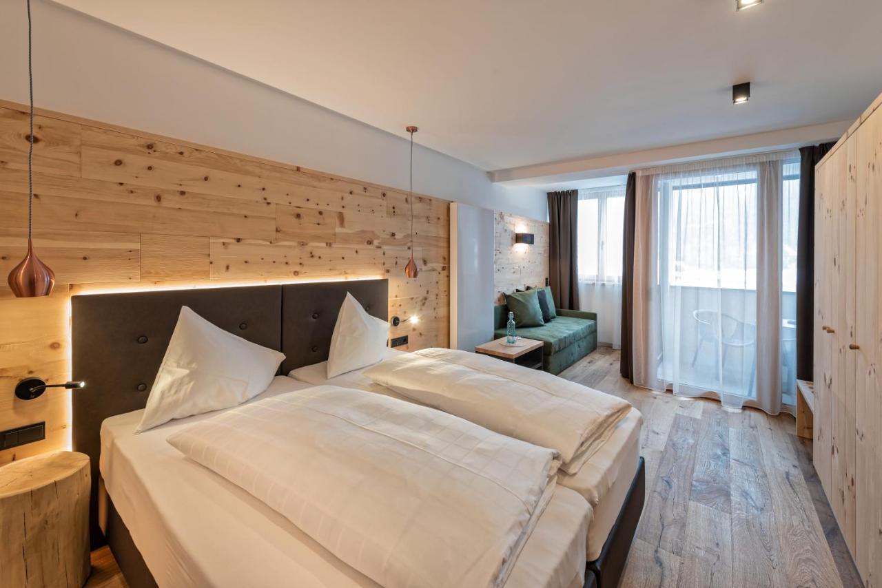 Hotel Zum Mohren Резия Экстерьер фото